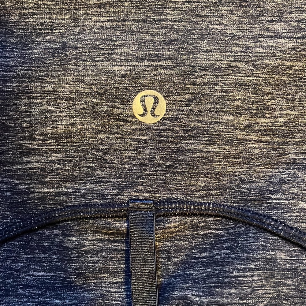 Lululemon Define jacket Navy size 6 - Picture 4 of 4